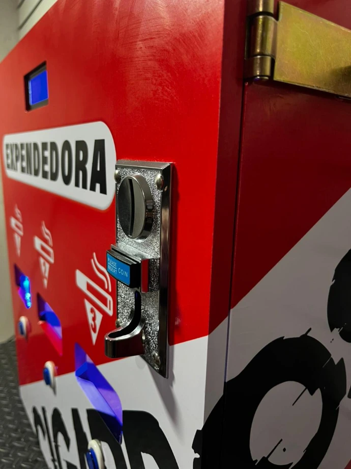 maquina expendedora de cigarros
